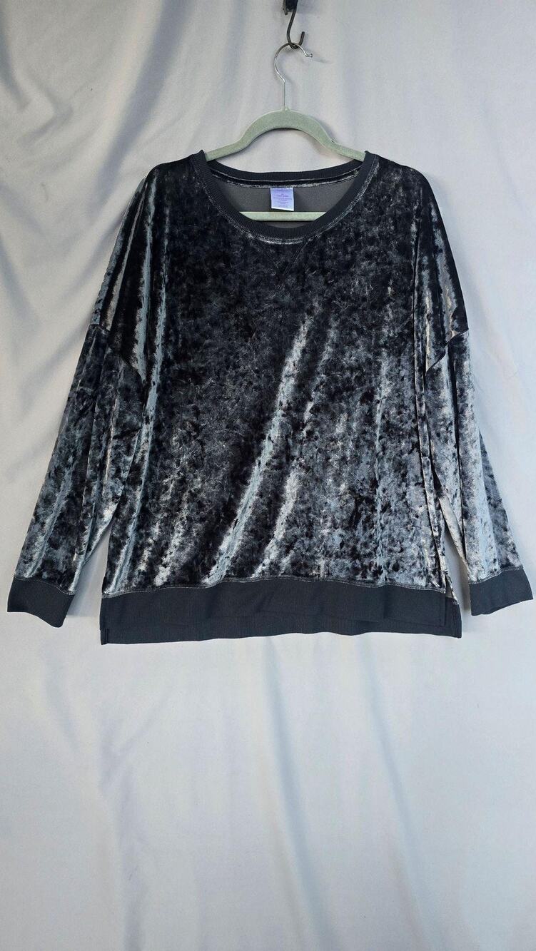 Secret Treasures Pajama Top Womens 2X Gray Velour Long Sleeve Crew Neck Sleep